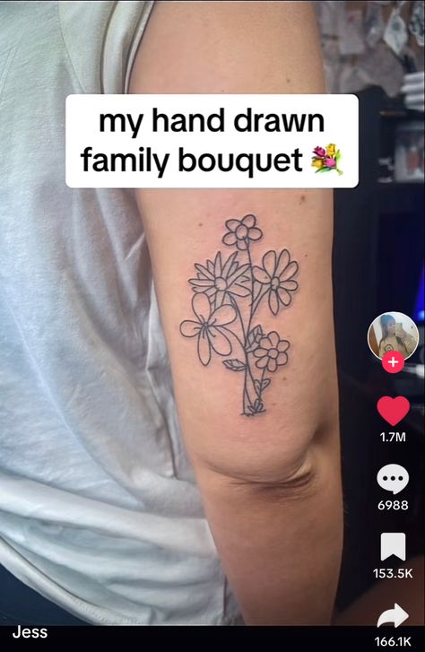 Draw A Flower, Flower Bouquet Tattoo, Flower Tattoo Drawings, Cute Tats, Bouquet Tattoo, Family Flowers, Family Drawing, Dainty Tattoos, Family Tattoos