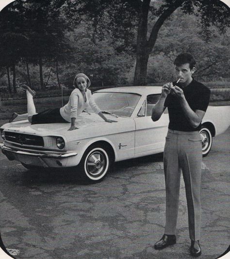 50s Vintage Photos, Vintage Mustang Aesthetic, Mustang Vintage, White Mustang, 60s Aesthetic, Haircut Selfie, Photo Hijab, Vinyl Vintage, Vintage Mustang