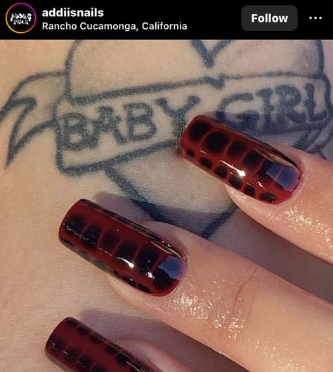 Short Goth Nails, Birthday Nails Scorpio, Scorpio Nails, Black Cherry Nails, Vampy Nails, Indigo Wedding, Smiley World, Formal Nails, Gothic Nails