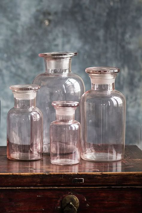 . Pink Glass Bottle, Pink Apothecary, Apothecary Jars Decor, Unique Jars, Metal Objects, Decor Objects, Apothecary Bottles, Antique Bottles, Painted Mason Jars