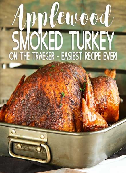 Smoked Turkey On Charcoal Grill, Smoked Turkey Recipes Thanksgiving, Traeger Turkey, Traeger Smoked Turkey, Smoked Whole Turkey, Easy Turkey Recipes, Traeger Grill Recipes, Smoked Turkey Recipes, Smoked Turkey Breast