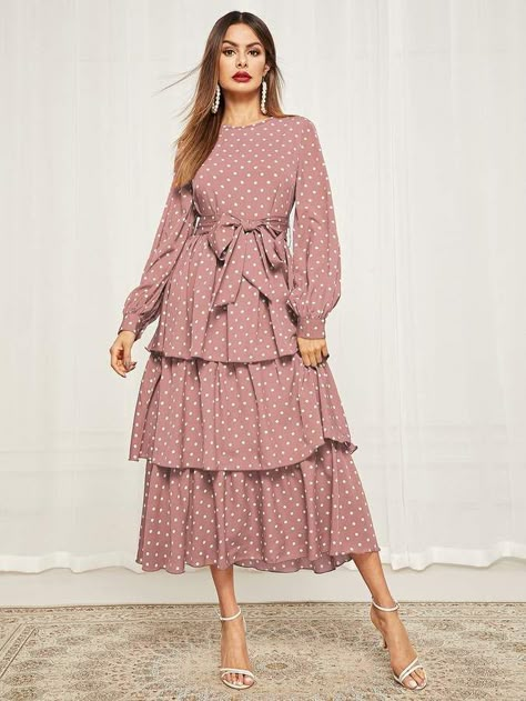 Hijabi Style, Printed Summer Dresses, Muslim Fashion Dress, Muslim Fashion Outfits, Muslimah Fashion Outfits, Bishop Sleeve, Looks Chic, Classy Dress, Trendy Dresses