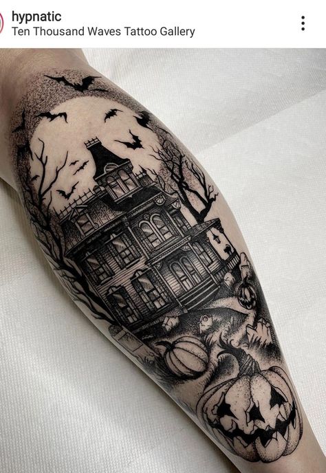 Classic Black Tattoo, Haunted House Tattoo Sleeve, Haunted House Sleeve Tattoo, Adams Family House Tattoo, Halloween Upper Arm Tattoo, American Traditional Haunted House Tattoo, Spooky Half Sleeve Tattoo, Spooky Leg Sleeve, Halloween Themed Tattoos Sleeve