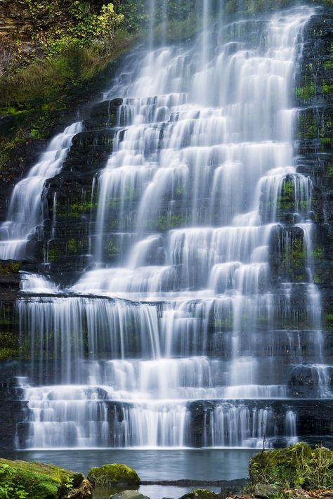 15 Amazing Waterfalls in Tennessee - The Crazy Tourist Cummins Falls State Park, Burgess Falls State Park, Rock Island State Park, Burgess Falls, Tennessee Waterfalls, Tennessee Road Trip, Nashville Vacation, Tennessee Travel, Tennessee Vacation