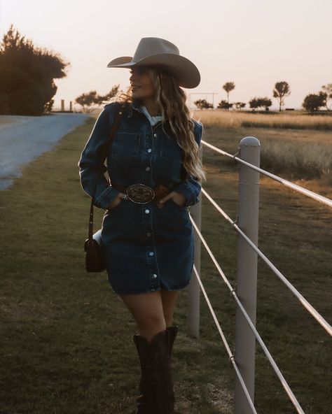 Denim will be in style FOREVER. ✨ If you haven’t already, go check out @lonedesertboutique! She is having a sale right now - and you can snag this denim dress in it!! 😍 Dress: @lonedesertboutique Hat: @americanhatco Wild Rag: @bevellabelboutique Boots: @freebirdstores Jewelry: @turquoiseandcompany Purse: @theazteccactusllc 🏷️: western fashion cowboy style cowgirl outfits fall inspiration clothes fort worth #westernfashion #westernchic #nfrfashion #westernboutique #fashioninfluencer ... Cowgirl Boots Outfit Fall, Nfr Style, Cowgirl Boots Outfit, Fall Boots Outfit, Nfr Fashion, Cowgirl Style Outfits, Dressy Casual Outfits, Western Boutique, Wild Rag