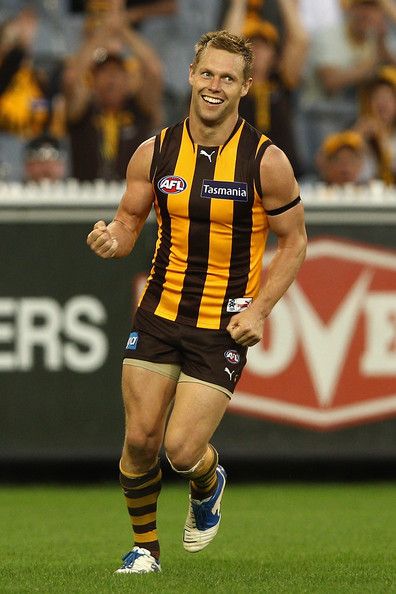 Sam Mitchell, Hawthorn Football Club, Hawaiian Cookies, Afl Players, Hawthorn Hawks, Afl Football, Hot Rugby Players, Australian Football, Kangaroo Island