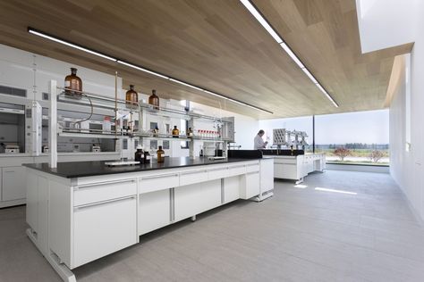 Gallery of Laboratory for Shihlien Biotech Salt Plant / WZWX Architecture Group - 13 Lab Design, Work Office Ideas, Microbiology Lab, Laboratory Design, Research Lab, Biology Labs, Innovation Lab, White Building, Floor Plan Layout