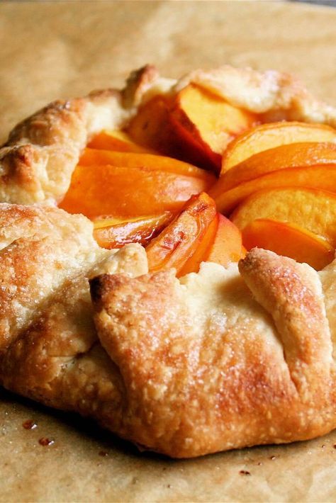 A Favorite Peach Tart Recipe, Simplified - Alexandra's Kitchen Peach Tart Recipes, Einkorn Bread, Buttermilk Blueberry, Peach Galette, Einkorn Recipes, Vegan Peach, Peach Tart, Apricot Recipes, Blueberry Breakfast Cake