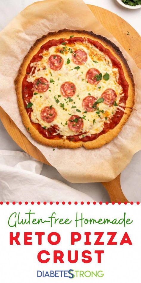 #LowCarbDietFoodsToAvoid Pork Rind Pizza Crust, Homemade Keto Pizza, Keto Pizza Crust, Low Sugar Dinners, Low Sugar Diet Recipes, Dinner Recipes Healthy Low Carb, Healthy Low Carb Snacks, Low Carb Soup Recipes, Healthy Low Carb Dinners