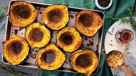 Acorn Squash Roasted, Butternut Squash And Sage, Squash Bisque, Sage Risotto, Roasted Acorn Squash, Autumn Dinner, Autumn Side Dishes, Acorn Squash Recipes, Fresh Dishes