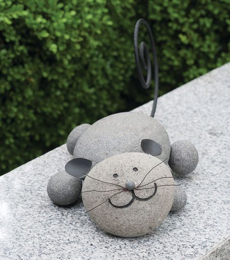 Our cat - composed of stones with metal trim and tail - is a perfect gift for the cat lover. Use outdoors as décor or inside as a doorstop. Stones For Garden, Charleston Gardens, Stone Pictures Pebble Art, Pebble Art Family, Bird Bath Garden, Easter Tree Decorations, Art & Craft Paint, Cat Garden, Easter Decorations Kids