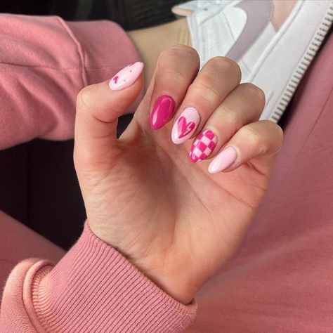 Barbieheimer Nails, Valentine Days Nail, Pink And Orange Valentines Nails, Fun Valentines Nails Pink, Cool Valentines Nails, Valentine’s Day Nail Art, Valentine’s Day Nails Pink, Cute Valentine’s Day Nails, Valentine’s Day Nail