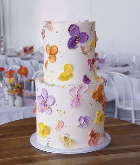 Funky Wedding Cakes, Funky Wedding, Boho Birthday Party, Wildflower Baby Shower, Honey Cake, Boho Birthday, Milk Honey, Painted Cakes, Cute Birthday Cakes