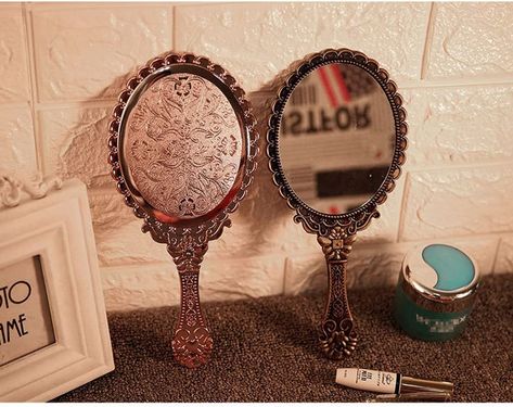 KABAKE Handheld Mirror, Hand Held Mirror with Handle, Small Travel Packet Compact Mirrors, Vintage Decorative Makeup Cosmetic Purse Mirrors for Girls Women, Bronze Lace Makeup, Small Round Mirrors, Mini Mirror, Glamour Vintage, Retro Makeup, Makeup Vanity Mirror, Mirror Vintage, Mirror Makeup, Clock Vintage