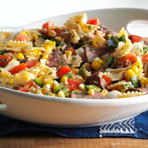 Steak Pasta Salad, Steak Salad Recipe, Dash Recipe, Dash Diet Recipes, Steak Pasta, Summer Sides, Pasta Alla Norma, Grilled Peppers, Beef Salad