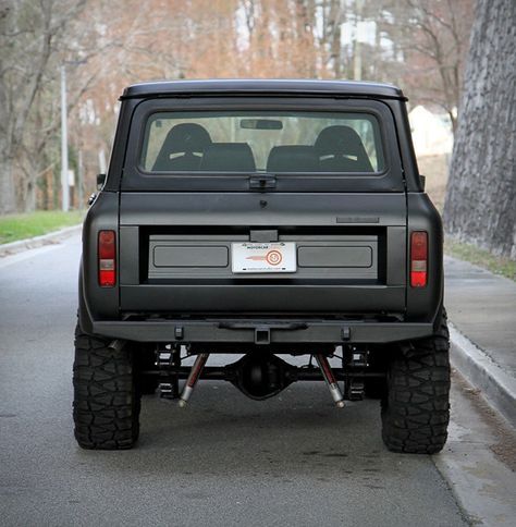 International Scout 2, Lifted Ford Truck, Ih Scout, International Scout Ii, American Pickup Trucks, Scout Ii, International Harvester Scout, International Harvester Truck, International Scout