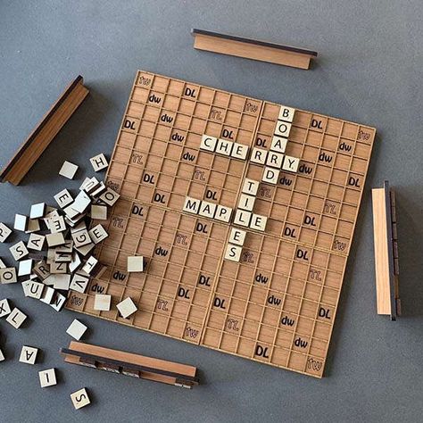 Handmade Travel Wooden Scrabble Board Game Set Diy Wooden Table, Scrabble Board Game, Wooden Hinges, Board Games Diy, Scrabble Game, Scrabble Board, Wooden Board Games, Board Game Design, Wood Games