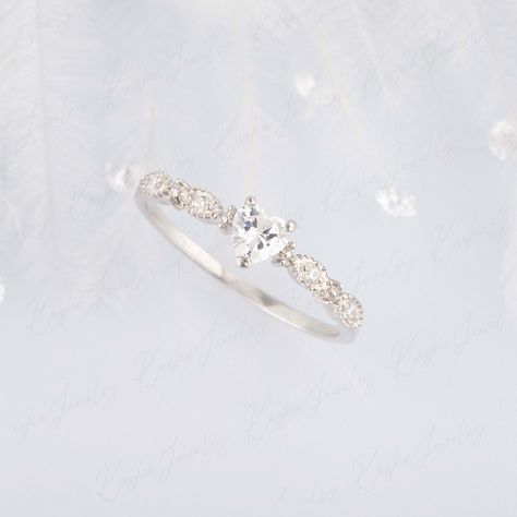 Dainty Heart Promise Rings, Heart Promise Rings For Her, Silver Band Engagement Ring Simple, Promise Rings Cheap, Promise Ring Heart, Cute Promise Rings Silver, Simple Promise Rings Silver, Simple Silver Promise Rings, Aesthetic Promise Rings Silver