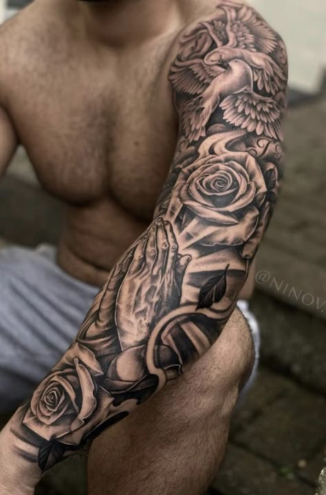 Right Arm Sleeve Tattoo Men, Upper Arm Tattoo Sleeve, Ezra Tattoo, Full Arm Sleeve Tattoo Men, Mens Sleeve Tattoo, Voll Arm-tattoos, Half And Full Sleeve Tattoos, Arm Tattoos For Guys Forearm, Black Men Tattoos