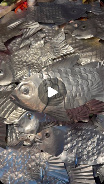 Alexis Berger on Instagram: "How I made a school of fish out of aluminum cans! 

(If you make your own, please share it with me!) 
#schooloffish 

#Tutorial #SodaCan #SodaCanCrafts #ProcessVideo #AluminumCans #AluminumCanArt #repoussé #crafttutorial #aluminiumcancrafts #alexisberger" Embossed Aluminum Cans, Recycled Aluminum Cans Ideas, Recycled Soda Can Crafts, Found Art Ideas, Aluminum Can Art Diy, Aluminum Can Crafts Diy, Beer Can Art Ideas, Can Top Crafts, Beer Can Diy