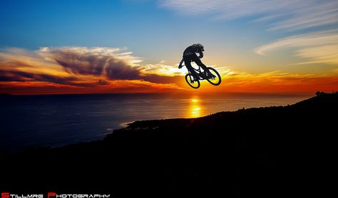 How I love Cal Sunset - Stillmrg Photography - Mountain Biking Pictures - Vital MTB Extreme Mountain Biking, Mtb Riding, Bike Riding Benefits, Cycling Inspiration, Biking Benefits, Bike Drawing, Downhill Mtb, Cycling Photos, Adventure Bike