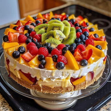 Fruit Salad Cheesecake, Fruit Layer Cake, Mixed Fruit Cake, Cake With Fruit, Assorted Fruits, Fancy Desserts Recipes, Lemon Cheesecake Recipes, Fresh Fruit Cake, Fruits Decoration