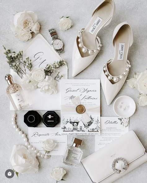 Wedding Photography Detail Shots, Wedding Flatlay, Photography For Couples, Wedding Shot List, Wedding Portrait Poses, Ideas Wedding Photos, Dream Wedding Decorations, Wedding Concept, Wedding Details Photography