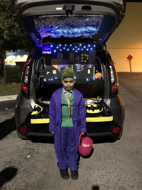 Gotham City Trunk or treat Gotham City Trunk Or Treat Ideas, Dc Trunk Or Treat Ideas, Arkham Asylum Trunk Or Treat, Trunk Or Treat Batman Ideas, Gotham City Trunk Or Treat, Joker Trunk Or Treat Ideas, Trunk Or Treat Batman, Batman Trunk Or Treat Ideas For Cars, Batman Trunk Or Treat