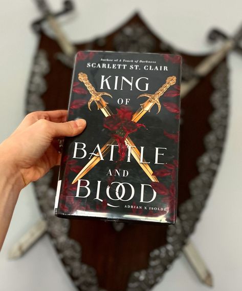 Books Like The Red Queen Series, To Kill A Kingdom Book Cover, Scarlett St Clair, King Of Battle And Blood Book, A Fate Inked In Blood Book, King Of Warth Books, Vampire King, Dark Vampire, Touch Of Darkness