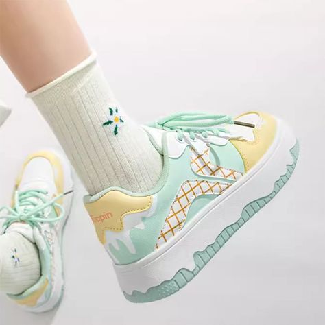 Colorful Sneakers Ideas, Pastel Core Outfits, Bonnie Aesthetic, Kawaii Shoes Sneakers, Sneaker Reference, Christmas Sneakers, Interesting Accessories, Kawaii Sneakers, Pastel Sneakers