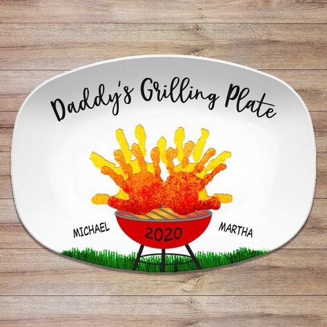 Grilled Platter, Diy Father's Day Crafts, Baby Art Projects, Grill Plate, Custom Plates, Kid Craft, Father's Day Diy, Fathers Day Crafts