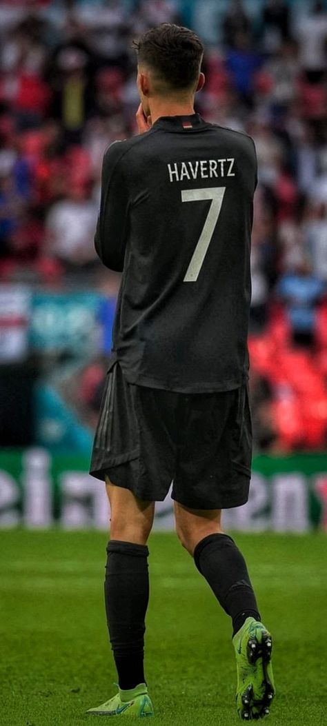 Kai Havertz Germany, Havertz Wallpaper, Havertz Germany, Chelsea Wallpapers, Kh 3, Kai Havertz, Soccer Boyfriend, Cristiano Ronaldo 7, Football Wallpaper