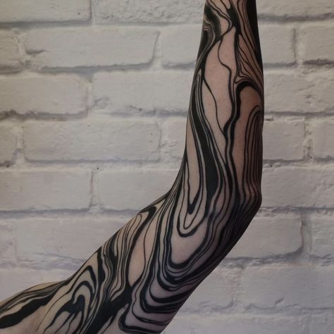 Liquid Tattoo Leg, Marble Arm Tattoo, Black And Grey Tattoo Filler, Oil Spill Tattoo Sleeve, Marble Effect Tattoo, Liquid Marble Tattoo, Marble Sleeve Tattoo, Oil Spill Tattoo Design, Wavy Liquid Tattoo