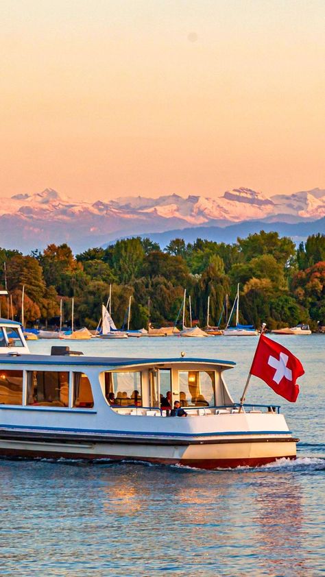 Explore Zurich's beauty with our curated list of must-do activities! From historic landmarks to picturesque boat tours on Lake Zurich, discover the essence of Swiss charm. Ready to embark on an unforgettable adventure? Dive into our blog article now! 🇨🇭⛵ #ThingsToDoInZurich #SwissCharm #ZurichExploration #VisitSwitzerland #BoatToursZurich Things To Do In Zurich, Lake Zurich, Visit Switzerland, Hot Air Balloon Rides, Air Balloon Rides, Zurich Switzerland, Boat Trips, Boat Tours, Best Places To Visit