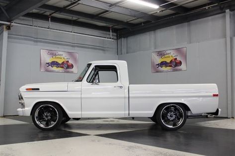 67 Ford F100 Trucks, 1967 Ford F100, Old Ford Trucks F100, Vintage Trucks Ford, Vintage Ford Trucks, 1972 Ford F100, 1971 Ford F100, Ford Obs, Custom Ford Trucks