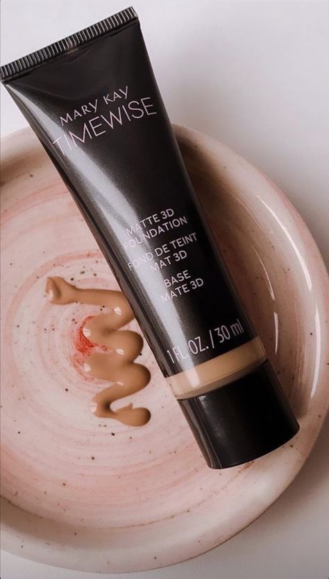 Base Time Wise 3d Mary Kay, Kay Aesthetic, Base Mary Kay, Concealer Eyeliner, Kosmetyki Mary Kay, Mary Kay Foundation, Diy Makeup Remover, Imagenes Mary Kay, Mary Kay Ash