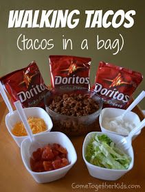 Walking Tacos (aka tacos in a bag) Tacos In A Bag, Taco In A Bag, Walking Tacos, Taco Salads, Fingerfood Party, Think Food, Frugal Meals, Camping Food, Camping Meals