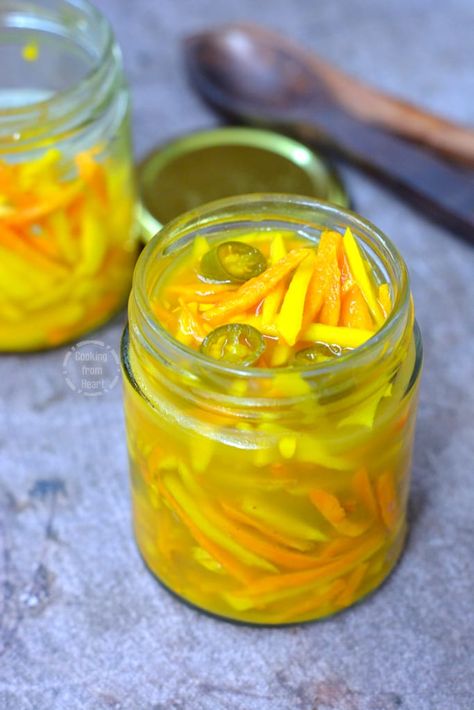 Turmeric Pickle Recipe, Crispy Pickles Recipe, Turmeric Latte Recipe, Baked Pickles, Achar Recipe, Indian Fast Food, Curcumin Benefits, Podi Recipe, Turmeric Recipes