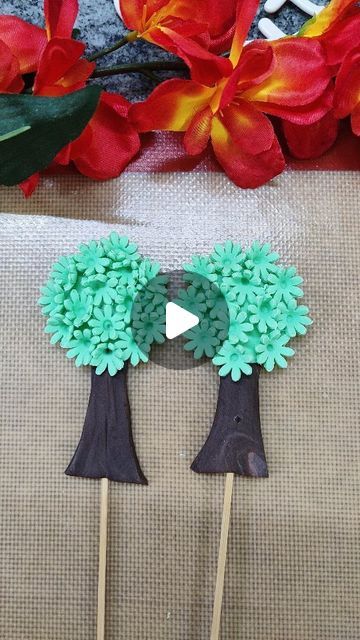 Fondant Tree Cake Topper, Fondant Tree, Tree Cake Topper, How To Make Trees, Dhvani Bhanushali, Tree Cake, Tree Cakes, Fondant Toppers, Cake Videos