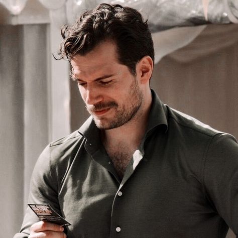 Henry Cavill Pfp, Superman Hair, Henry Cavill Beard, Spanish Actors, The Spanish Love Deception, Spanish Love Deception, Spanish Men, Henry Williams, Gentleman Aesthetic