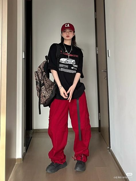 Red Black White Outfit Streetwear, Red Black Streetwear, Red And Black Hip Hop Dance Outfits, Red And Black Baggy Outfits, Red Hip Hop Outfit, Asian Hip Hop Fashion, Red Tomboy Outfits, Hypebeast Aesthetic Outfits, Red And Black Casual Outfit Ideas