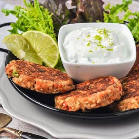 Salmon Patties Recipe Easy, Gluten Free Salmon Patties, Balsamic Salmon Recipes, Sauce For Salmon Patties, Salmon Ideas, Baked Salmon Patties, Salmon Meal Prep, Lemon Butter Salmon, Salmon Cakes Recipe