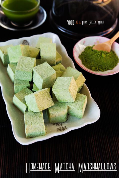 Matcha Marshmallows, Matcha Recipes, Fairy Food, Matcha Latte Recipe, Homemade Foods, Hot Chocolate Gifts, Chocolate Spoons, Matcha Recipe, Unflavored Gelatin