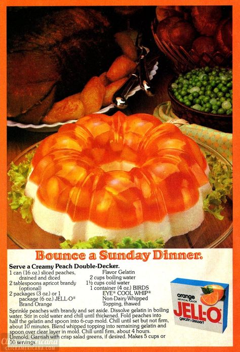 Creamy peach double-decker Jello salad (1979) Peach Jello Salad, Fruit Cocktail Recipes, Berry Salad Recipe, Recipes With Fruit Cocktail, Peach Jello, Jello With Fruit, Jello Mold Recipes, Gelatin Recipes, Gelatin Dessert