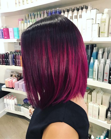 Winter Hair Color Trends, Magenta Hair, Dark Purple Hair, Black Hair Balayage, Hair Color Caramel, Pinterest Hair, Black Fire, Winter Hair Color, Short Hair Color