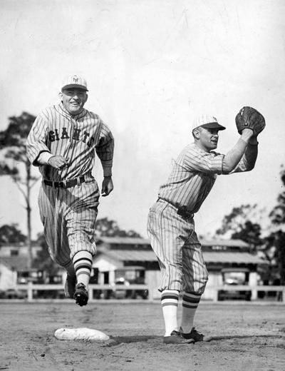 Rogers Hornsby at New York Giants spring training, 1927 - BL-1497-68 (National Baseball Hall of Fame Library) Rogers Hornsby, Basketball Court Size, Polo Grounds, Cracker Jack, My Old Kentucky Home, Kentucky Home, One Two Three, Roaring 20's, The Giants