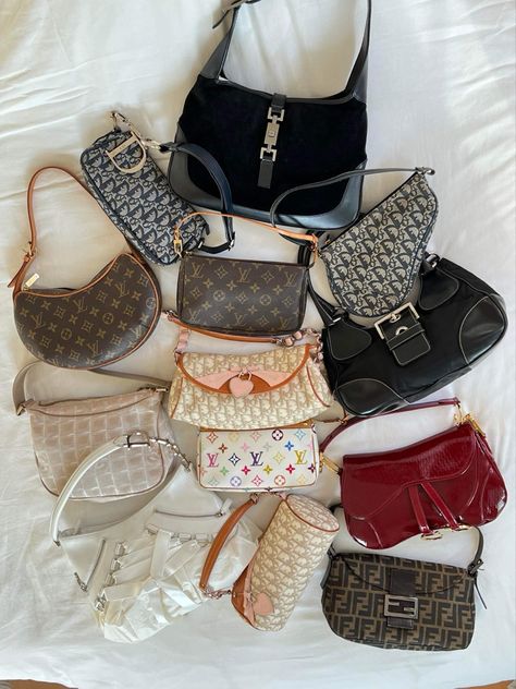 Designer Aesthetic Bags, Cute Luxury Bags, Aesthetic Designer Bags, Cute Purses For Women, Bag Collection Aesthetic, Designer Bags Aesthetic, Designer Handbags Aesthetic, Bag Outfit Aesthetic, Designer Bag Collection