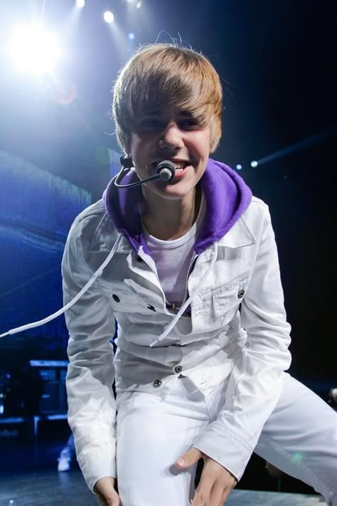 Justin Bieber Never Say Never, Justin Bieber Hoodie, Justin Bieber 2009, Justin Bieber My World, Justin Bieber Quotes, Justin Bieber Photoshoot, Justin Bieber Baby, Justin Bieber Smile, Justin Baby