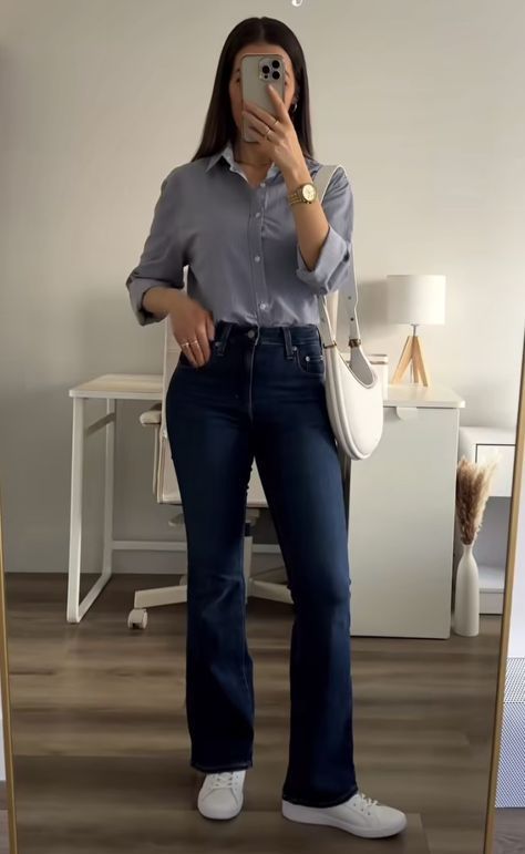 Bussines Casual Woman, Celebrity Casual Outfits, Best Winter Outfits, Office Casual Outfit, Jeans Outfit Casual, Stylish Work Attire, Casual Day Outfits, Elegante Casual, Stylish Work Outfits