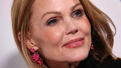 Belinda Carlisle, Facts About People, Pop Magazine, Successful Career, Music Sing, Perfect Storm, Life Story, Real Life Stories, Carlisle